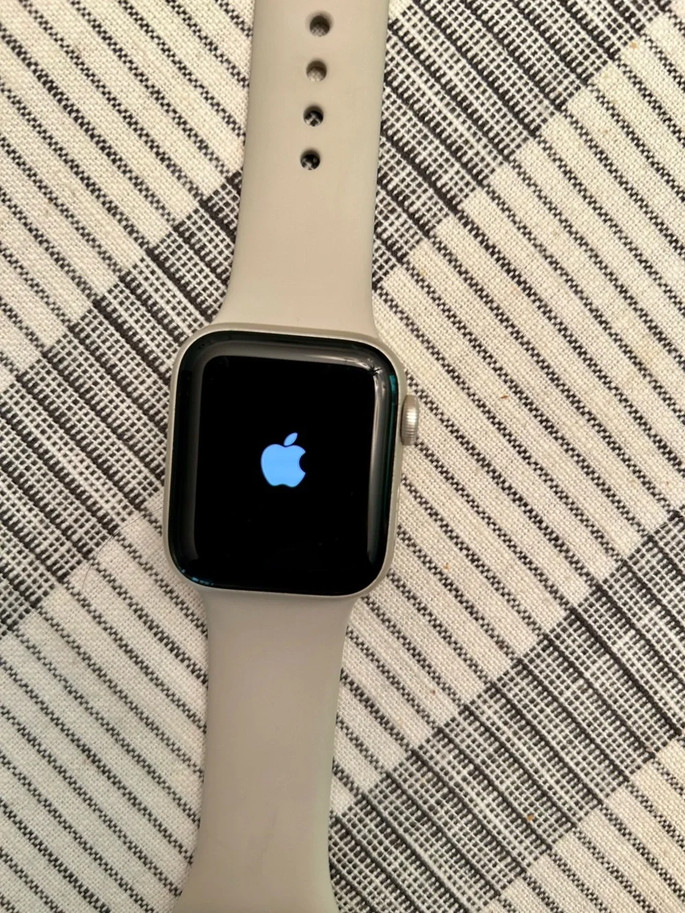 Apple holds photos be